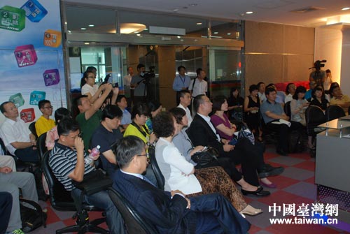 9月11日下午，2014年(第六届)两岸互联网发展论坛大陆嘉宾到今日新闻网参访。